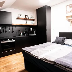 exclusive-apartman-prague-jecna.praguehotelsweb.com/
